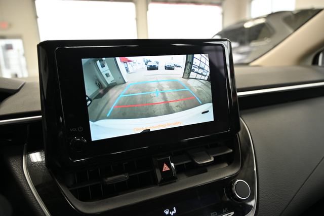 Used 2023 Toyota Corolla LE image 16