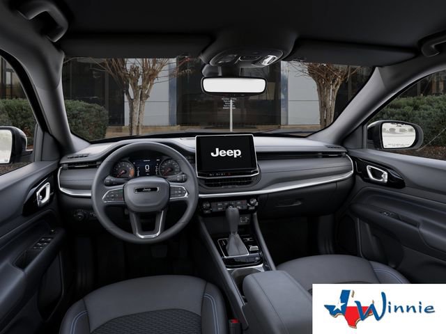 New 2026 Jeep Compass Latitude image 17