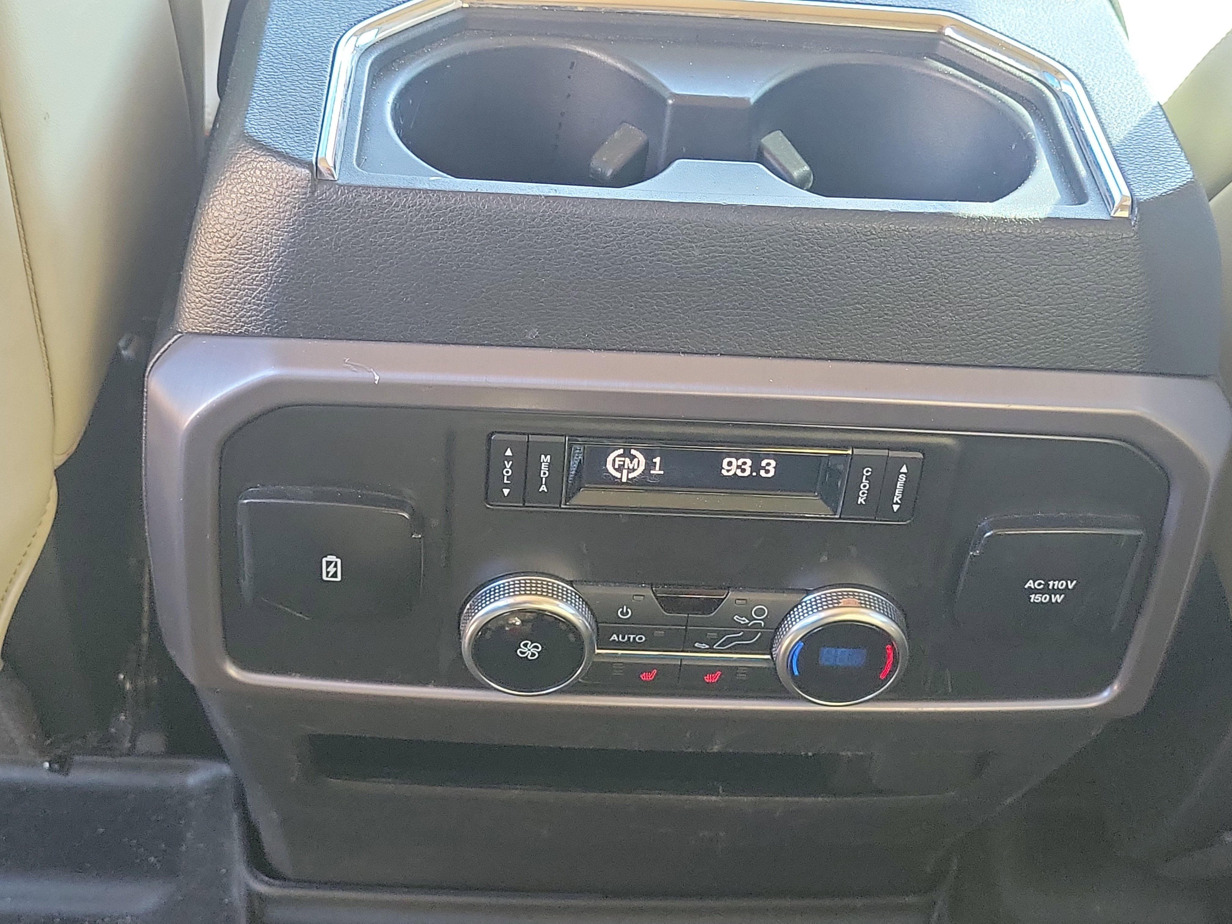 Used 2019 Ford Expedition Platinum image 11