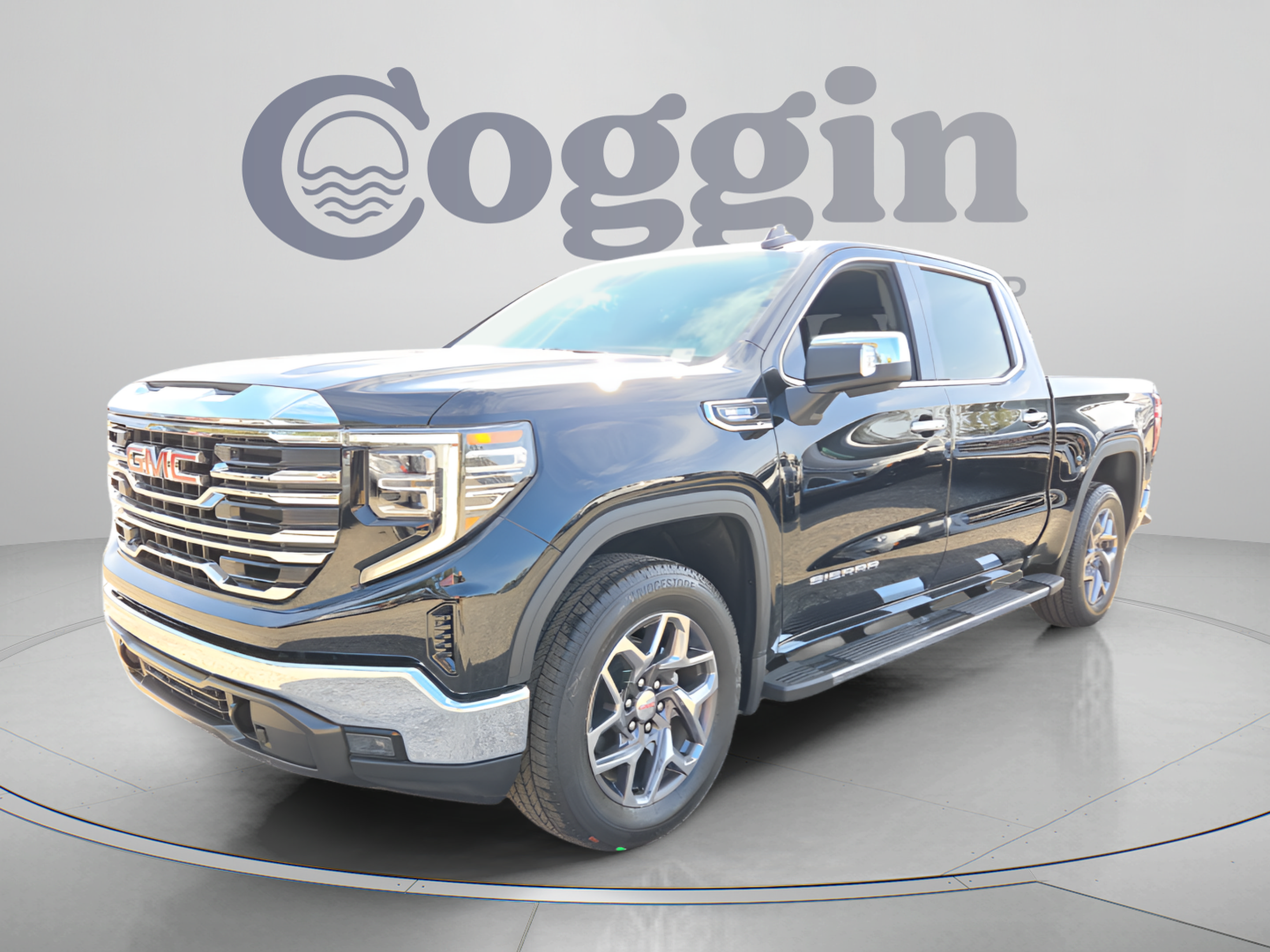 New 2026 GMC Sierra 1500 SLT w/ SLT Premium Package RWD image 4