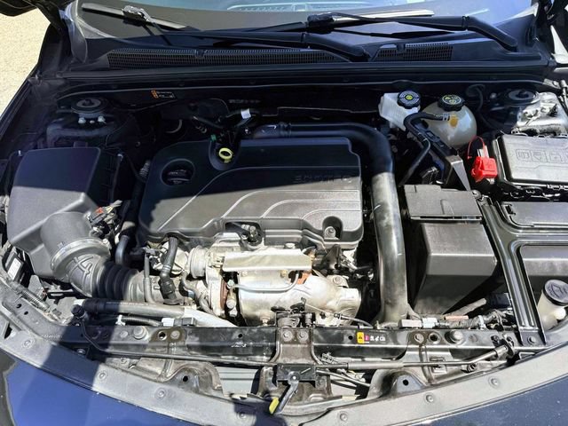Used 2023 Chevrolet Malibu LT w/ Driver Confidence Package FWD image 11