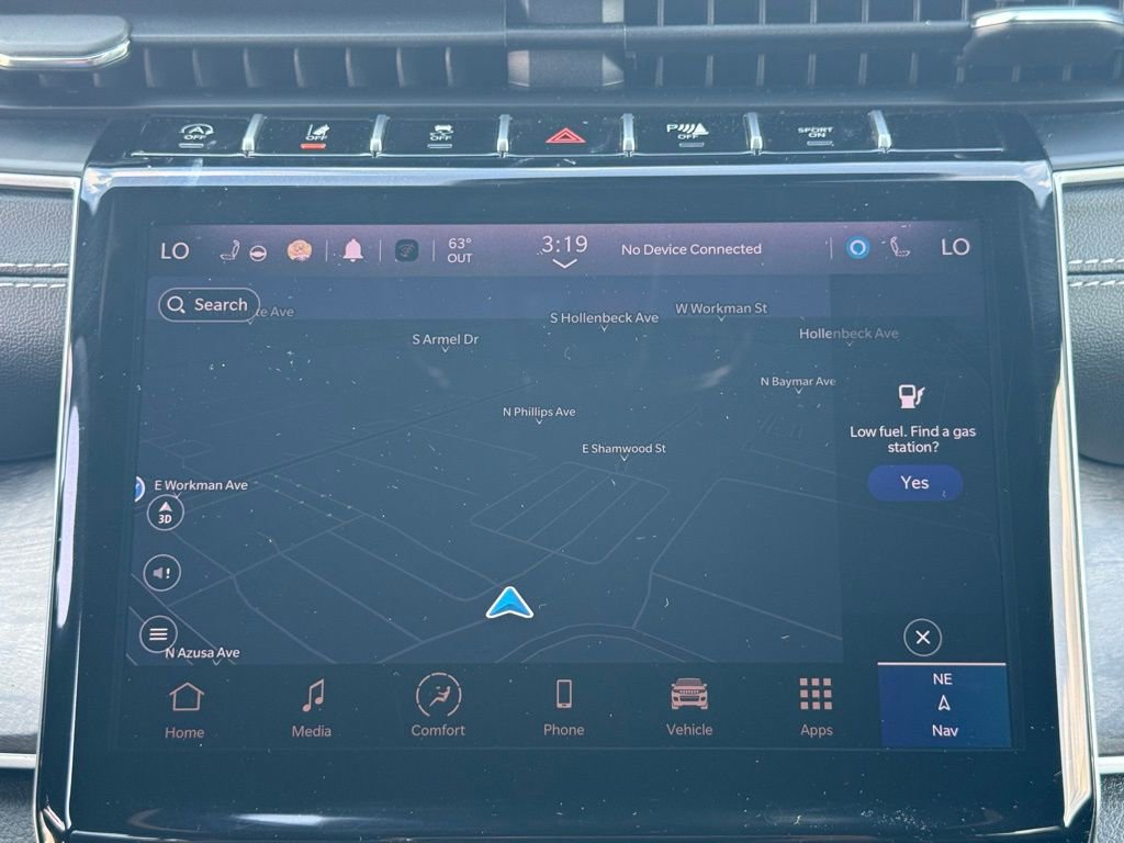 Certified 2024 Jeep Grand Cherokee Limited image 32