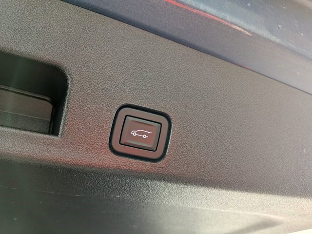 Certified 2025 Chevrolet Traverse LT AWD/4WD image 7