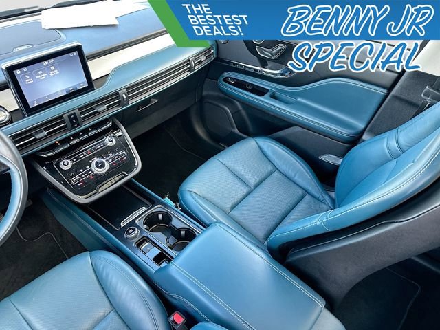 Used 2020 Lincoln Corsair Reserve w/ Beyond Blue Interior Package image 25