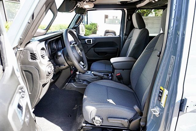 New 2026 Jeep Wrangler Unlimited Sport AWD/4WD image 18