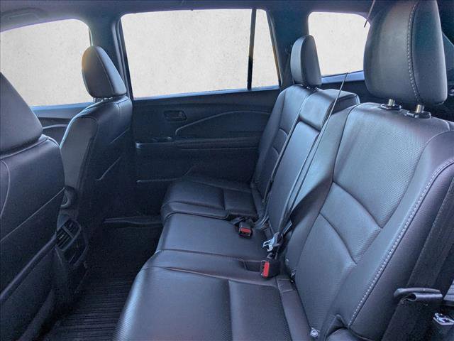 Certified 2023 Honda Passport EX-L image 18