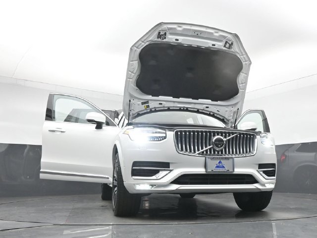 Used 2025 Volvo XC90 B6 Plus w/ Protection Package Premier AWD/4WD image 53