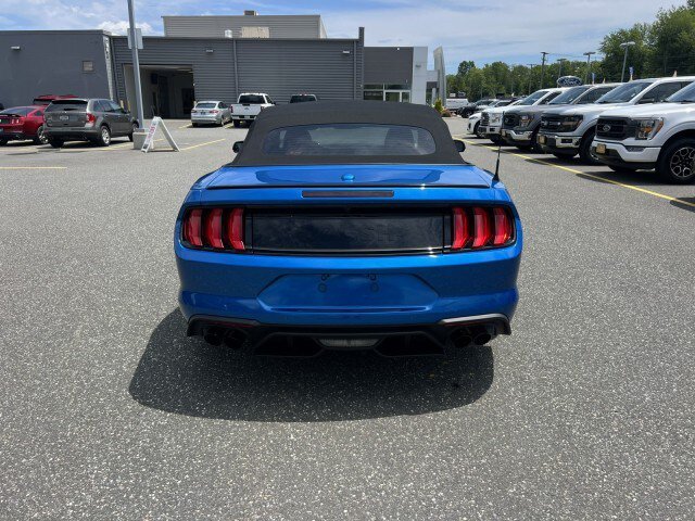 Used 2020 Ford Mustang GT Premium w/ Equipment Group 401A RWD image 4