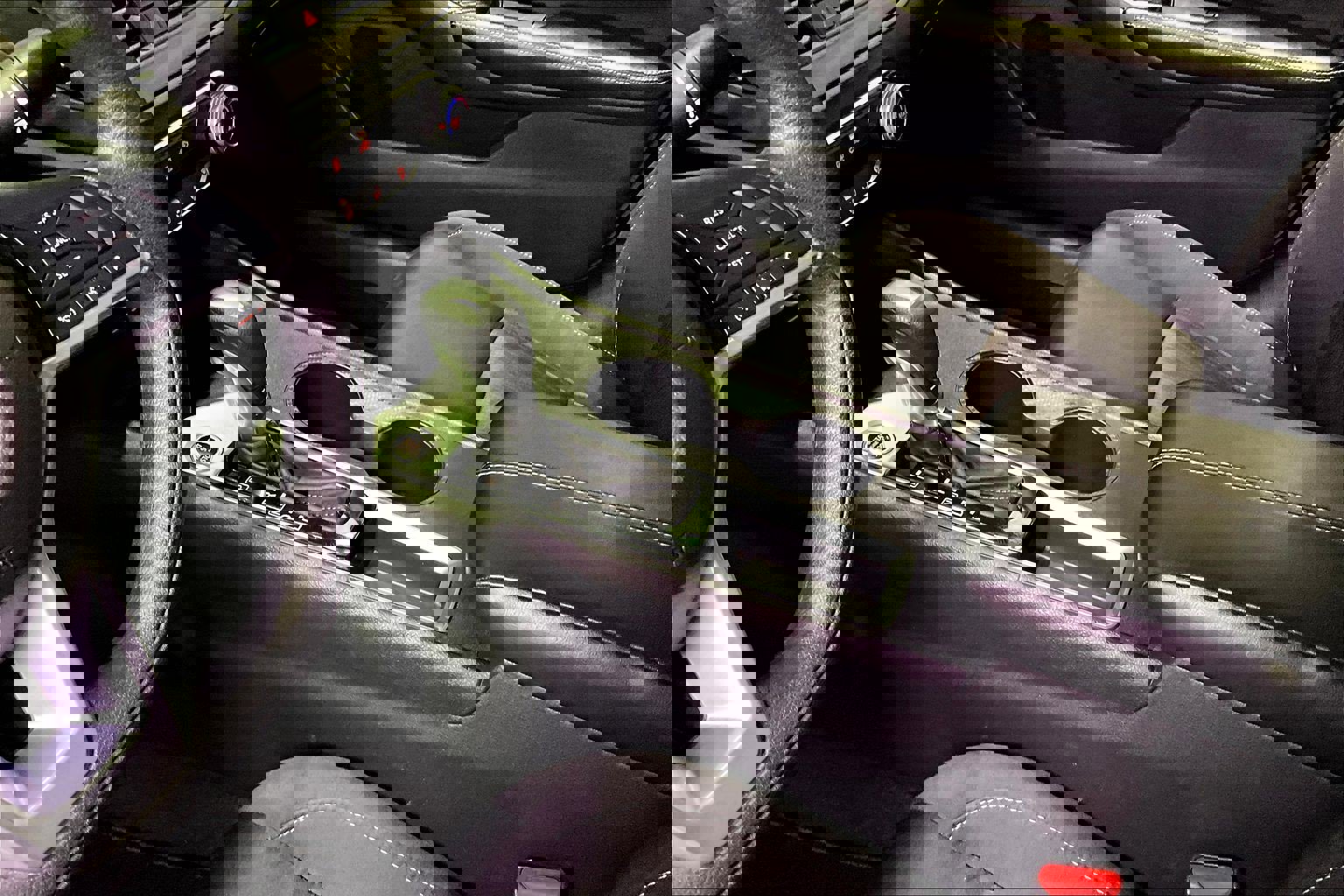 Used 2025 Nissan Altima 2.5 SV image 17