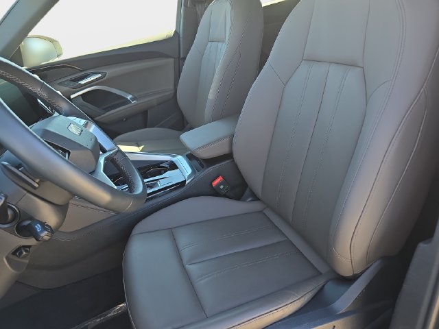 Used 2025 Audi Q5 Premium w/ Convenience Package AWD/4WD image 18