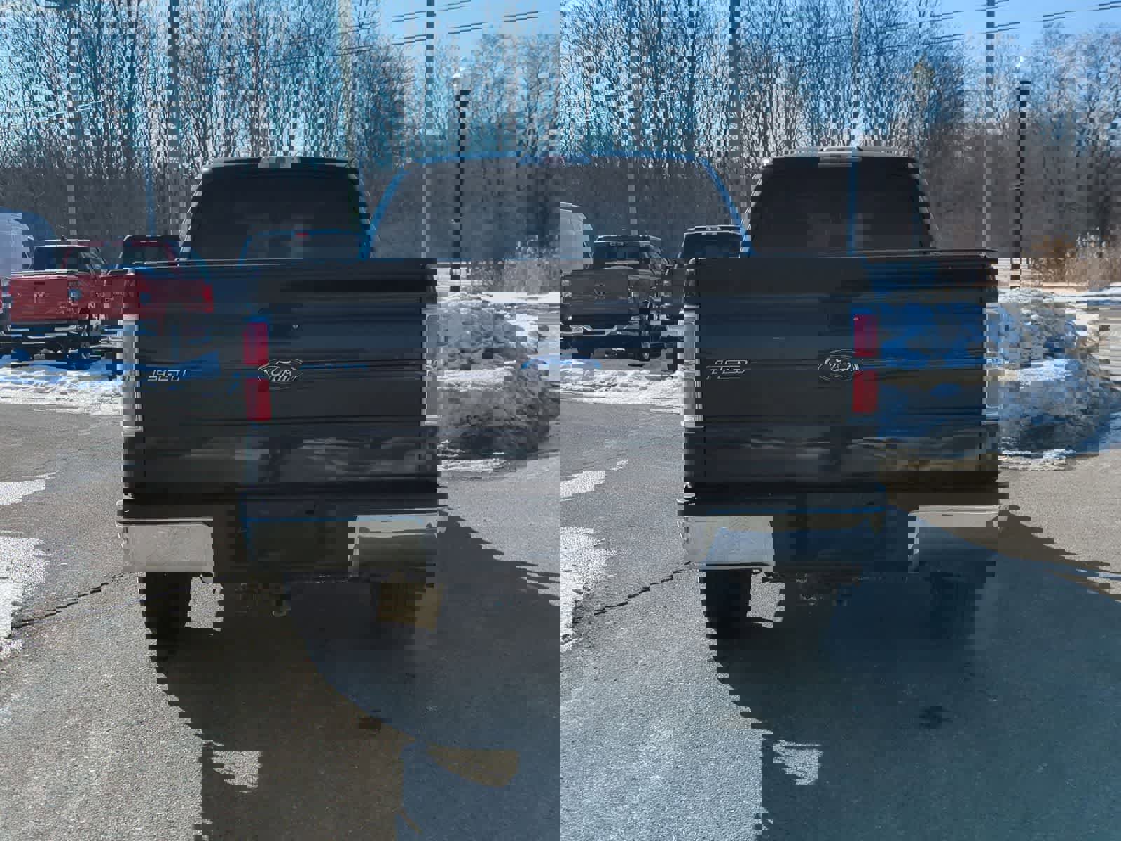 Used 2013 Ford F150 XLT w/ Mid Equipment Group image 7