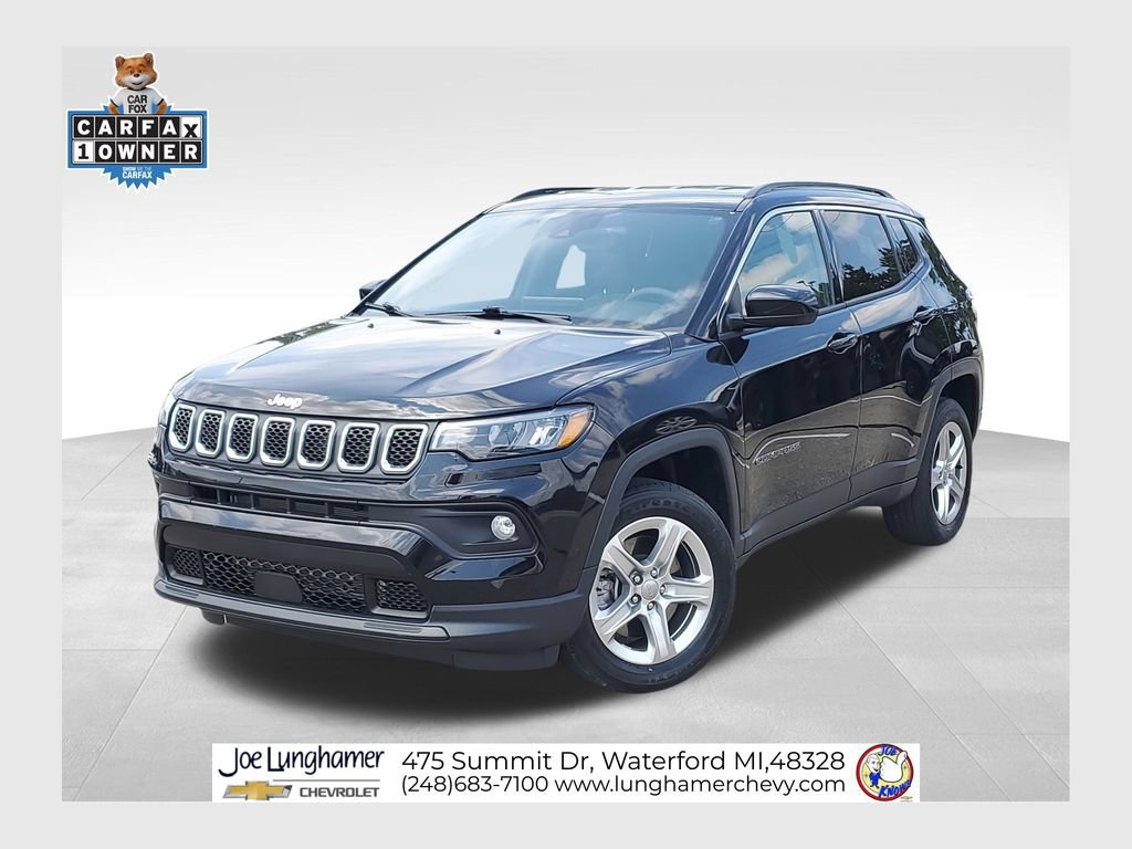 Used 2023 Jeep Compass Latitude w/ Convenience Group AWD/4WD image 1