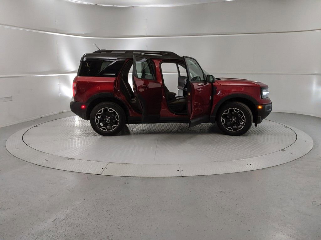 New 2025 Ford Bronco Sport Outer Banks image 8