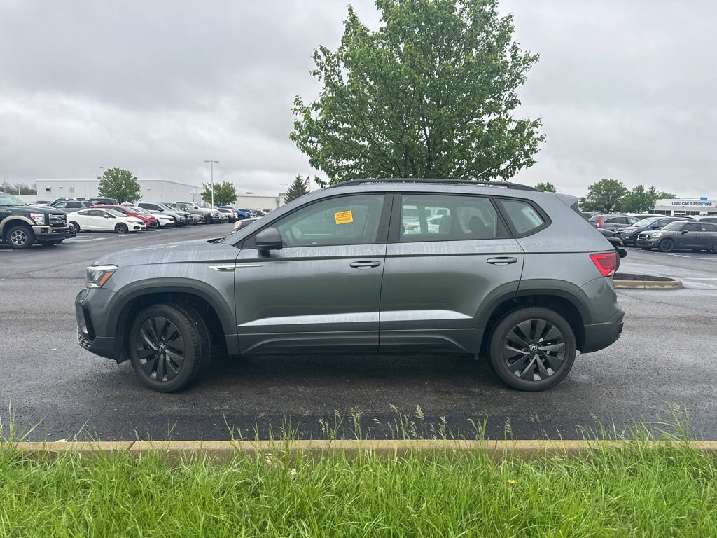 Used 2022 Volkswagen Taos S w/ IQ Drive S Package FWD image 5