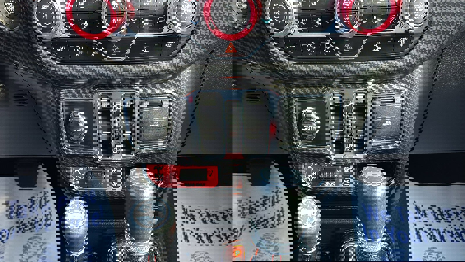 Certified 2022 Jeep Wrangler Unlimited Rubicon w/ Xtreme Recon 35" Tire Package AWD/4WD image 27