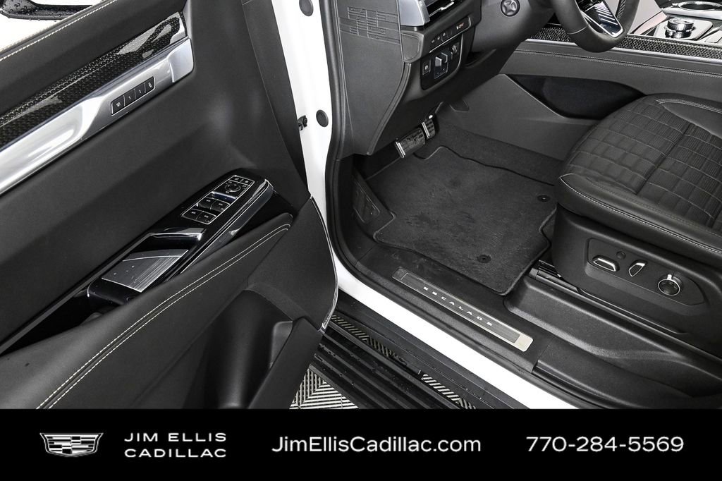 Certified 2025 Cadillac Escalade V image 9