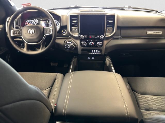 New 2026 RAM 1500 4x4 Crew Cab image 11