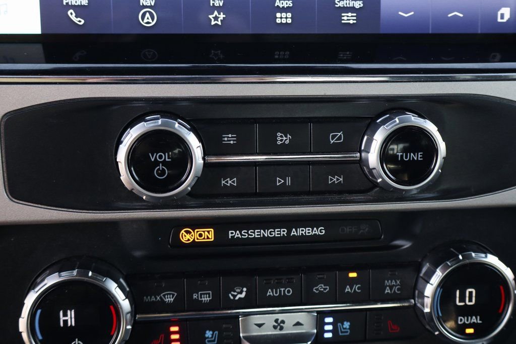 Used 2022 Ford F250 Lariat w/ Tremor Off-Road Package AWD/4WD image 42