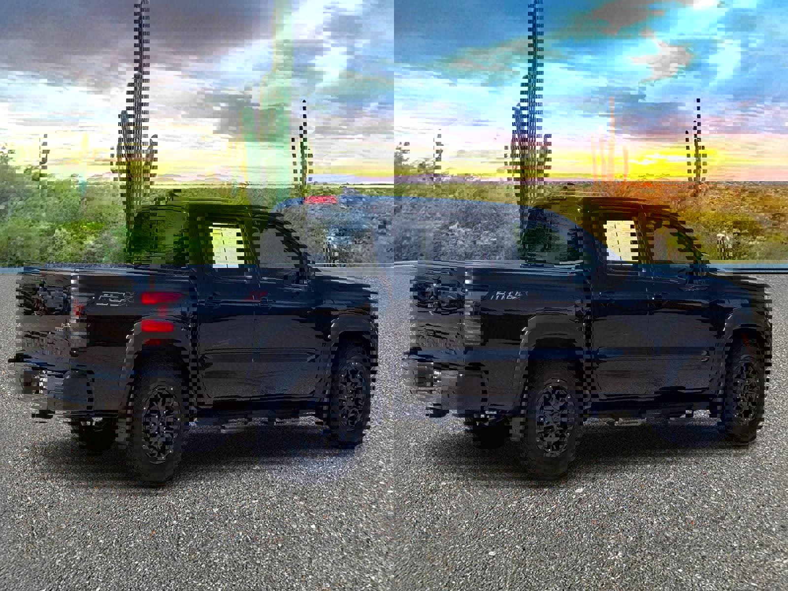 Used 2023 Nissan Frontier Pro-X w/ Pro-X Premium Package image 5