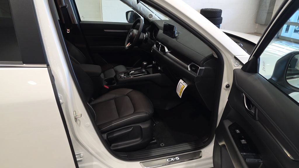 Used 2025 MAZDA CX-5 AWD 2.5 S w/ Select Package image 15