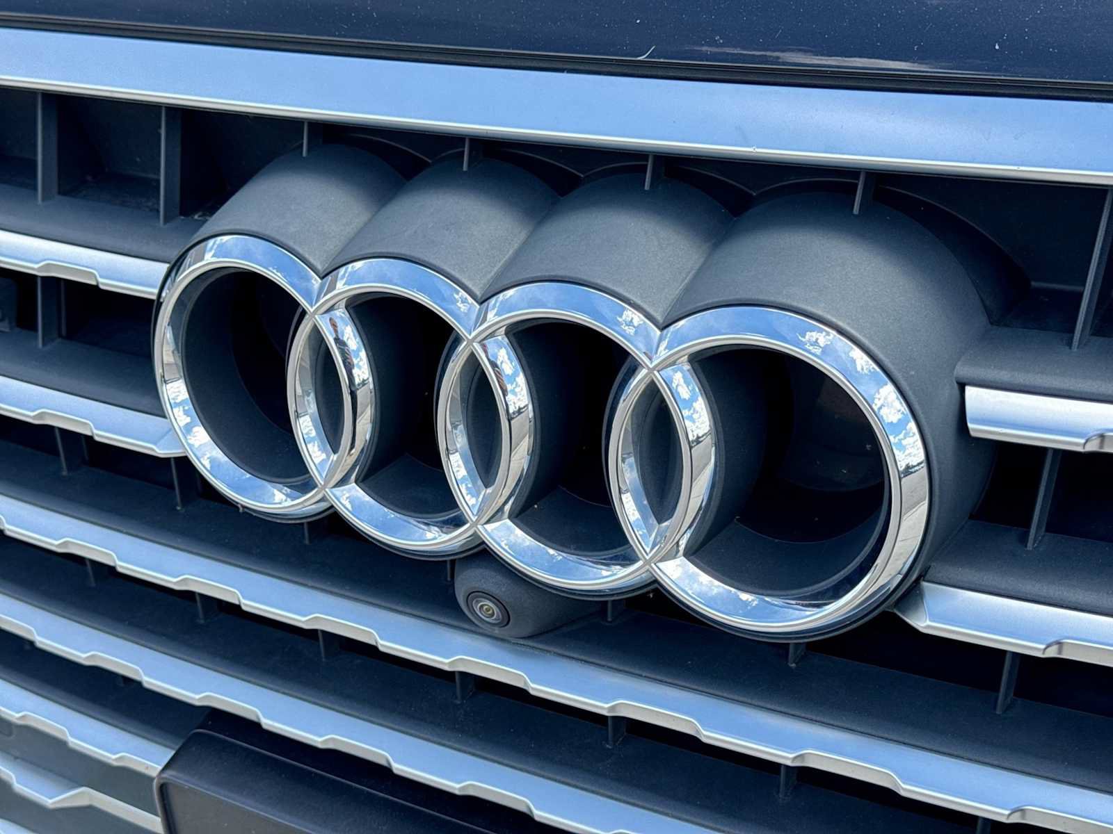 Used 2018 Audi Q7 3.0T Prestige w/ Prestige Package AWD/4WD image 11