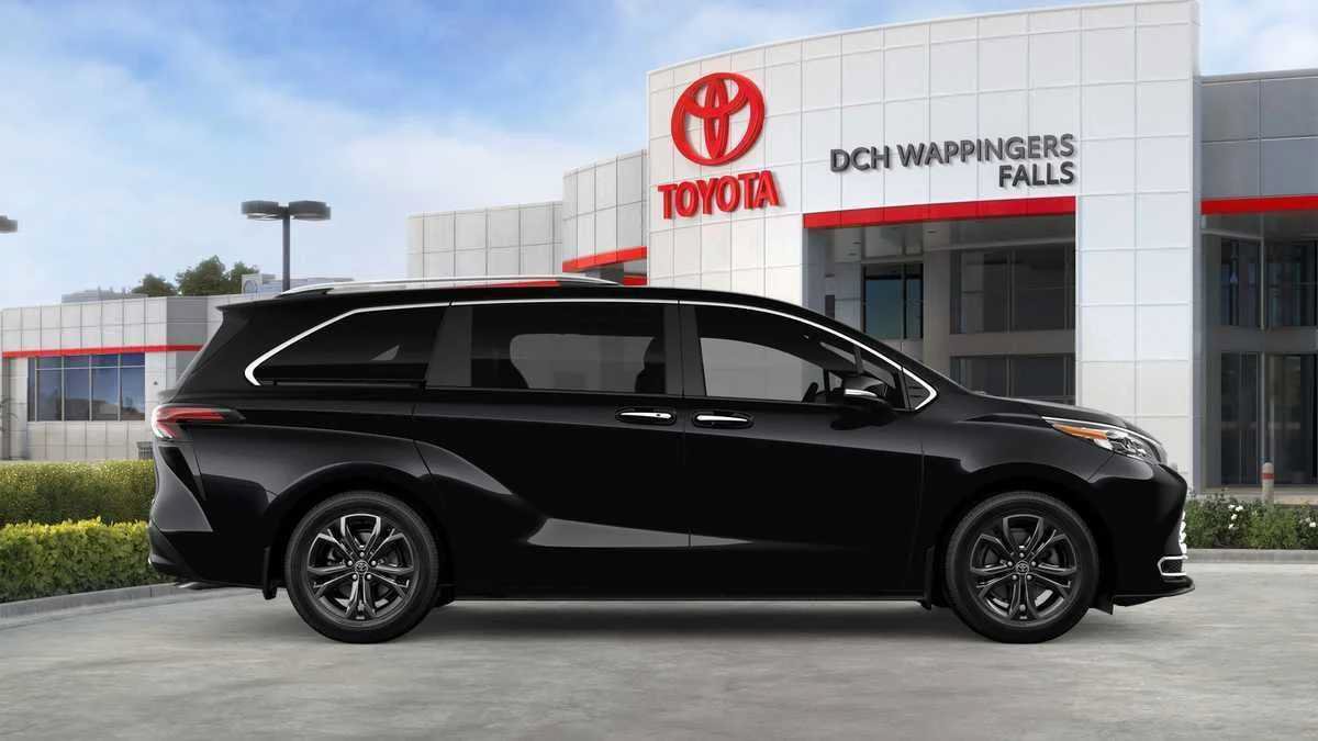 New 2026 Toyota Sienna Platinum AWD/4WD image 36
