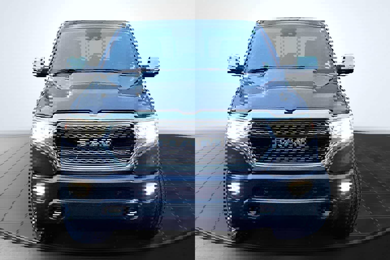 Used 2022 RAM 1500 Limited w/ Body-Colour Bumper Group image 6