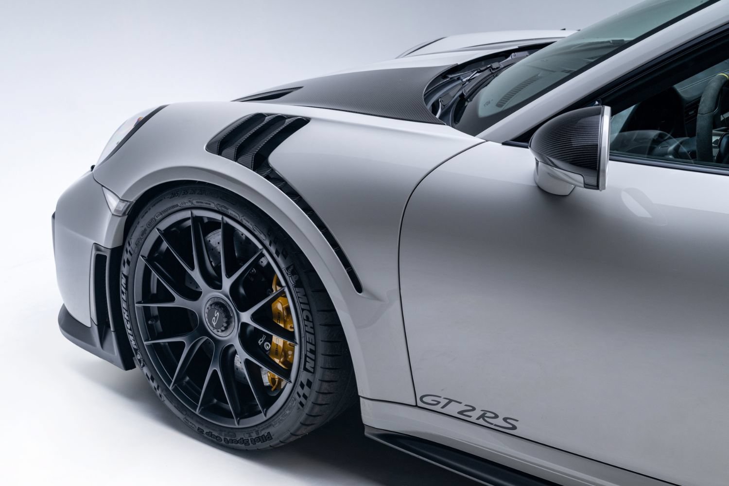 Used 2018 Porsche 911 GT2 RS RWD image 36