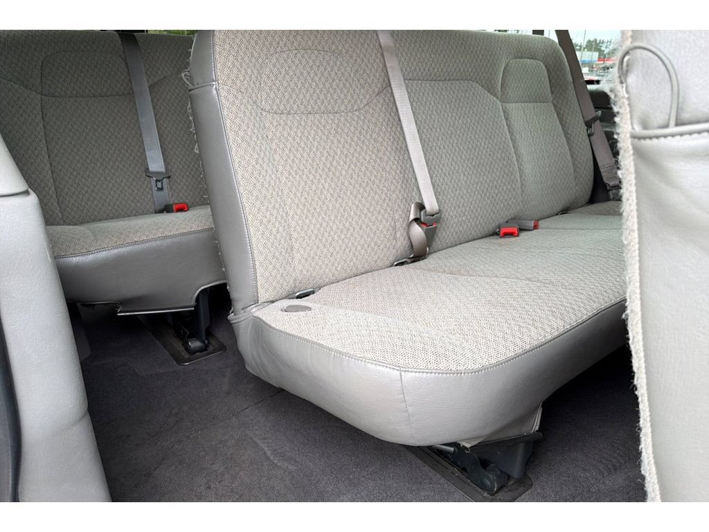 Used 2024 Chevrolet Express 3500 LT w/ LT Preferred Equipment Group RWD image 15