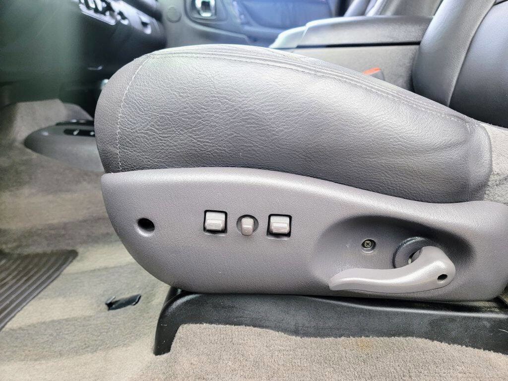 Used 2000 Dodge Durango image 11