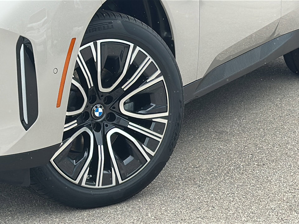 New 2026 BMW X3 xDrive30 w/ Premium Package AWD/4WD image 3