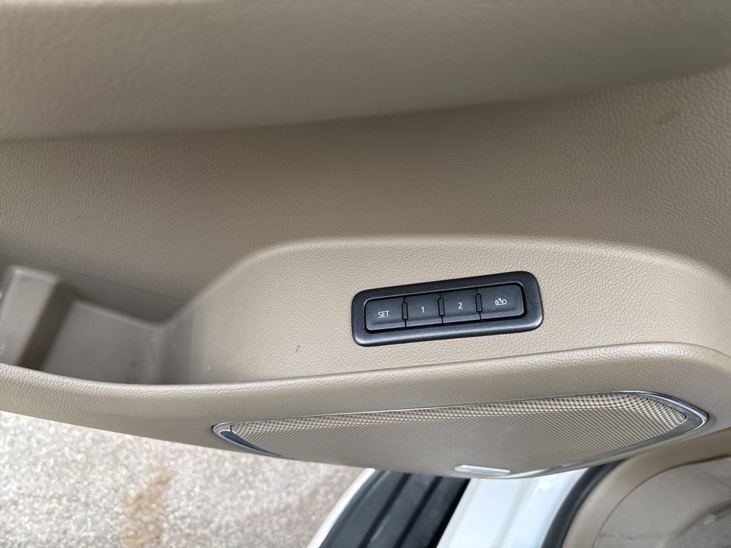 Used 2019 GMC Yukon SLT w/ Open Road Package image 19