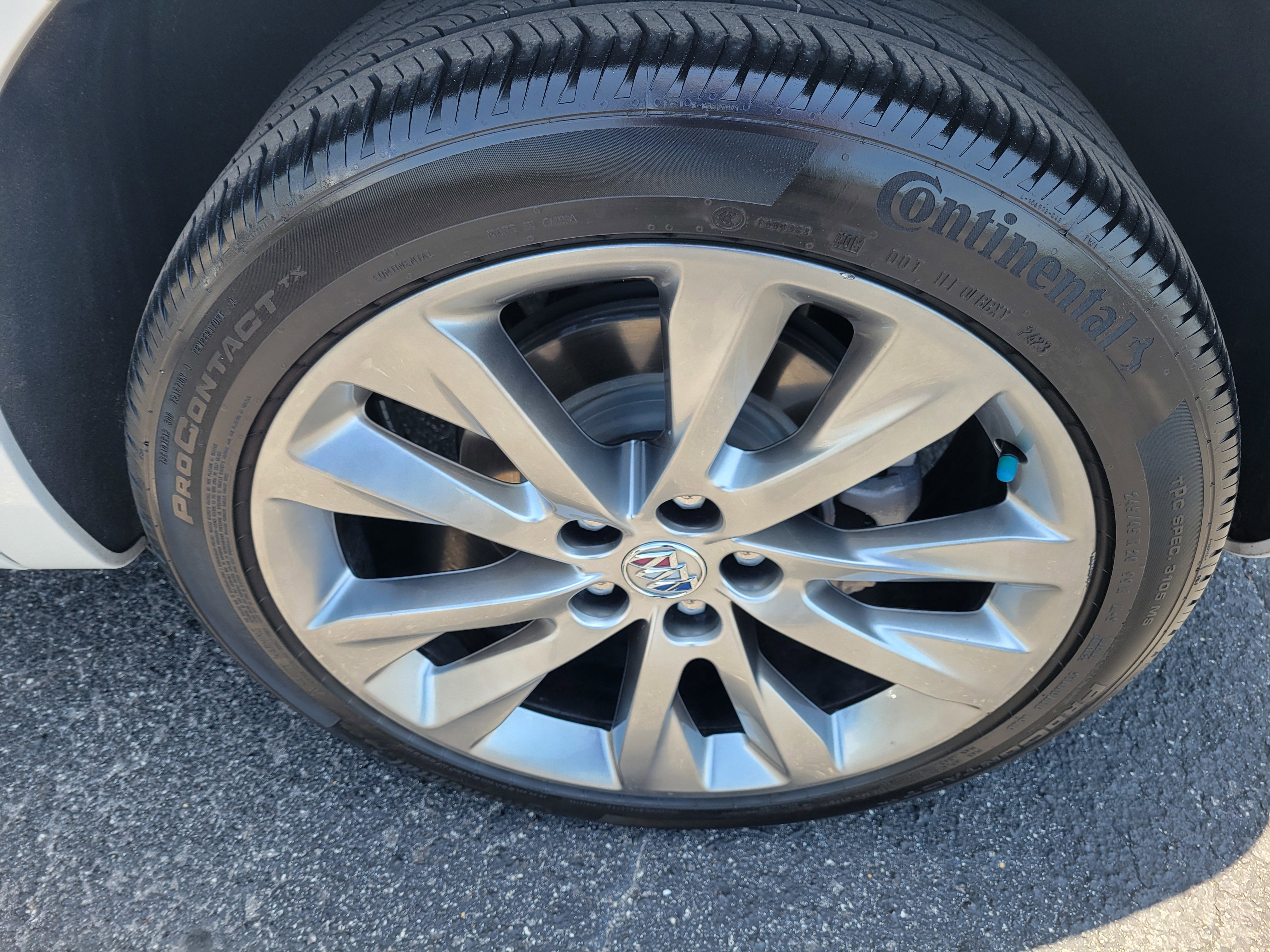 Certified 2023 Buick Envision Avenir AWD/4WD image 42