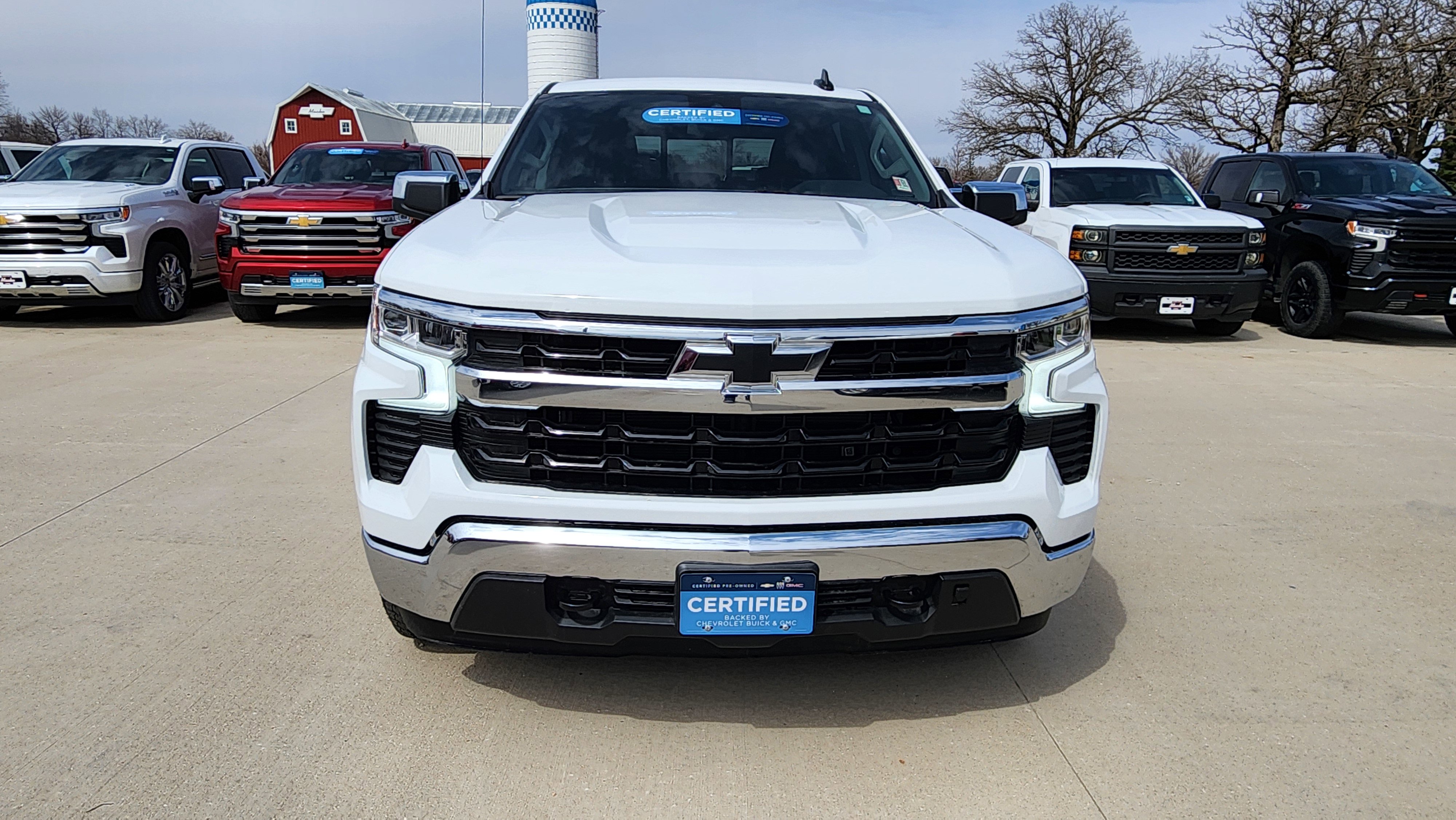 Certified 2025 Chevrolet Silverado 1500 LT AWD/4WD image 2