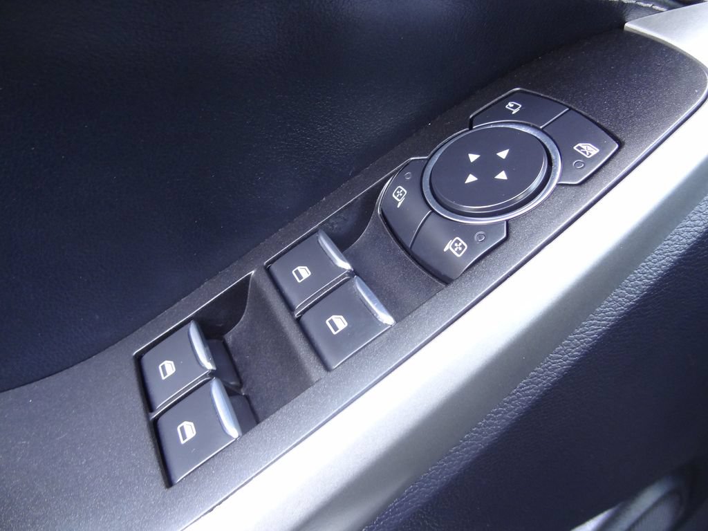 Certified 2022 Ford Explorer Limited w/ Equipment Group 301A AWD/4WD image 19