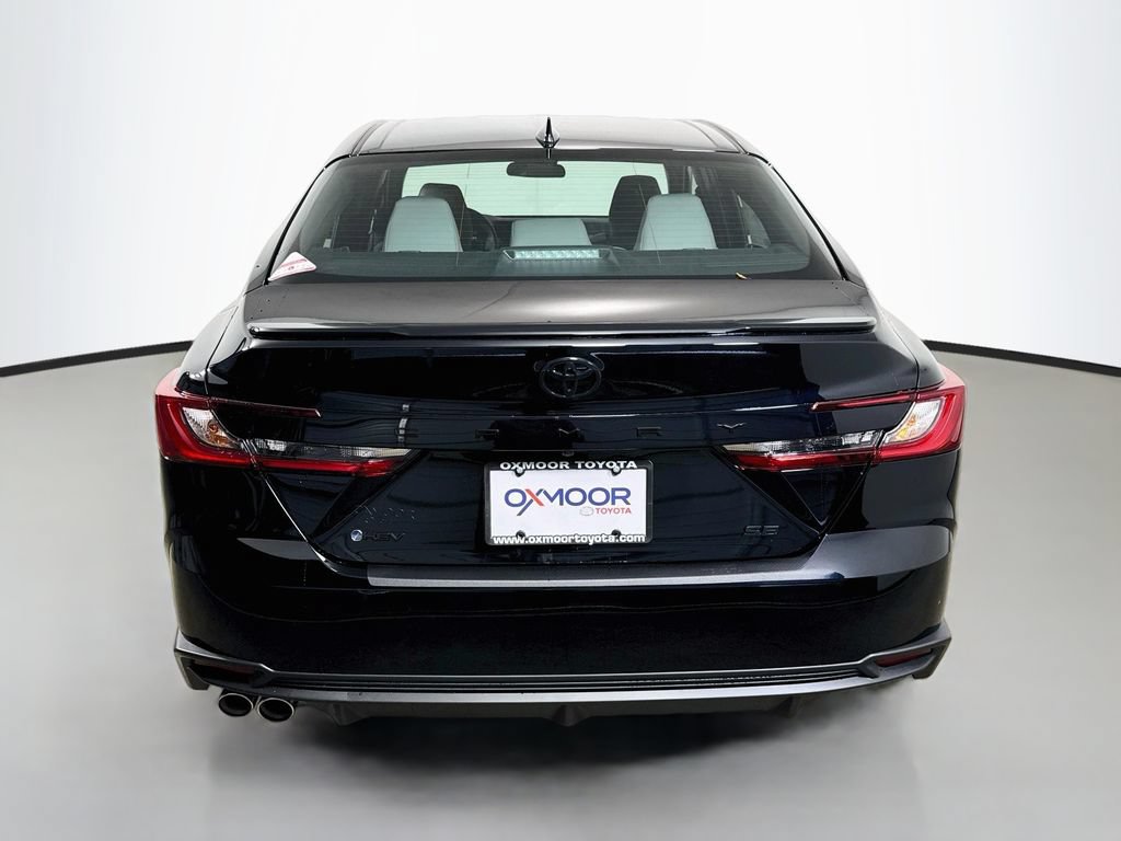 New 2026 Toyota Camry SE FWD image 6