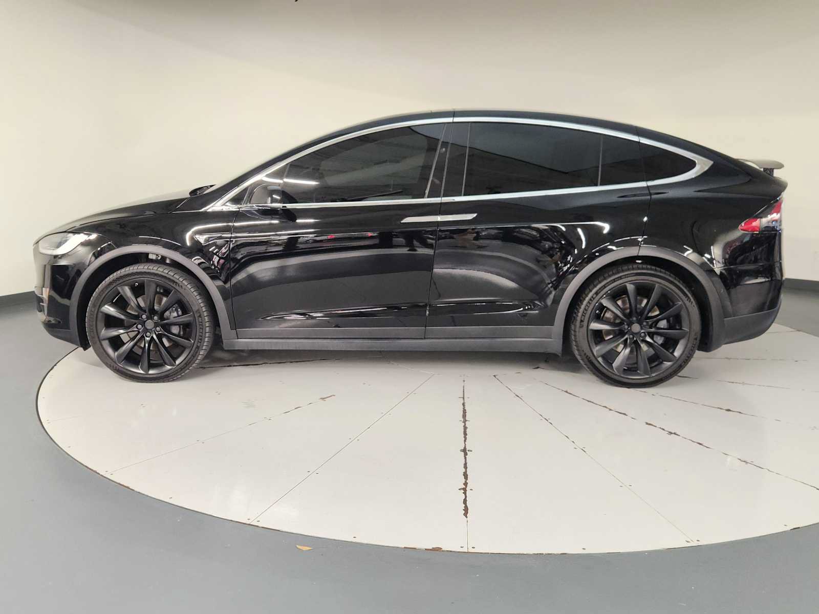 Used 2020 Tesla Model X Long Range AWD/4WD image 5