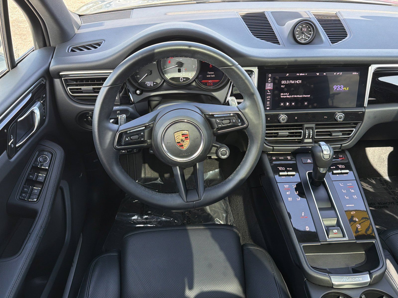 Used 2024 Porsche Macan S AWD/4WD image 15