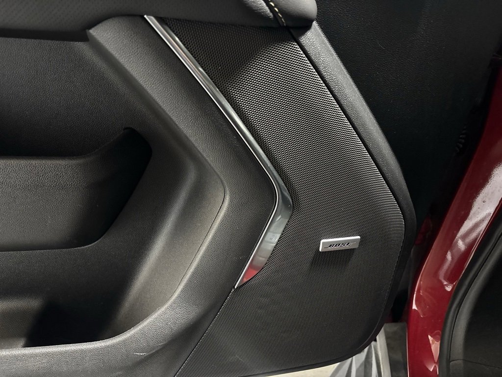 Used 2024 GMC Yukon SLT image 4