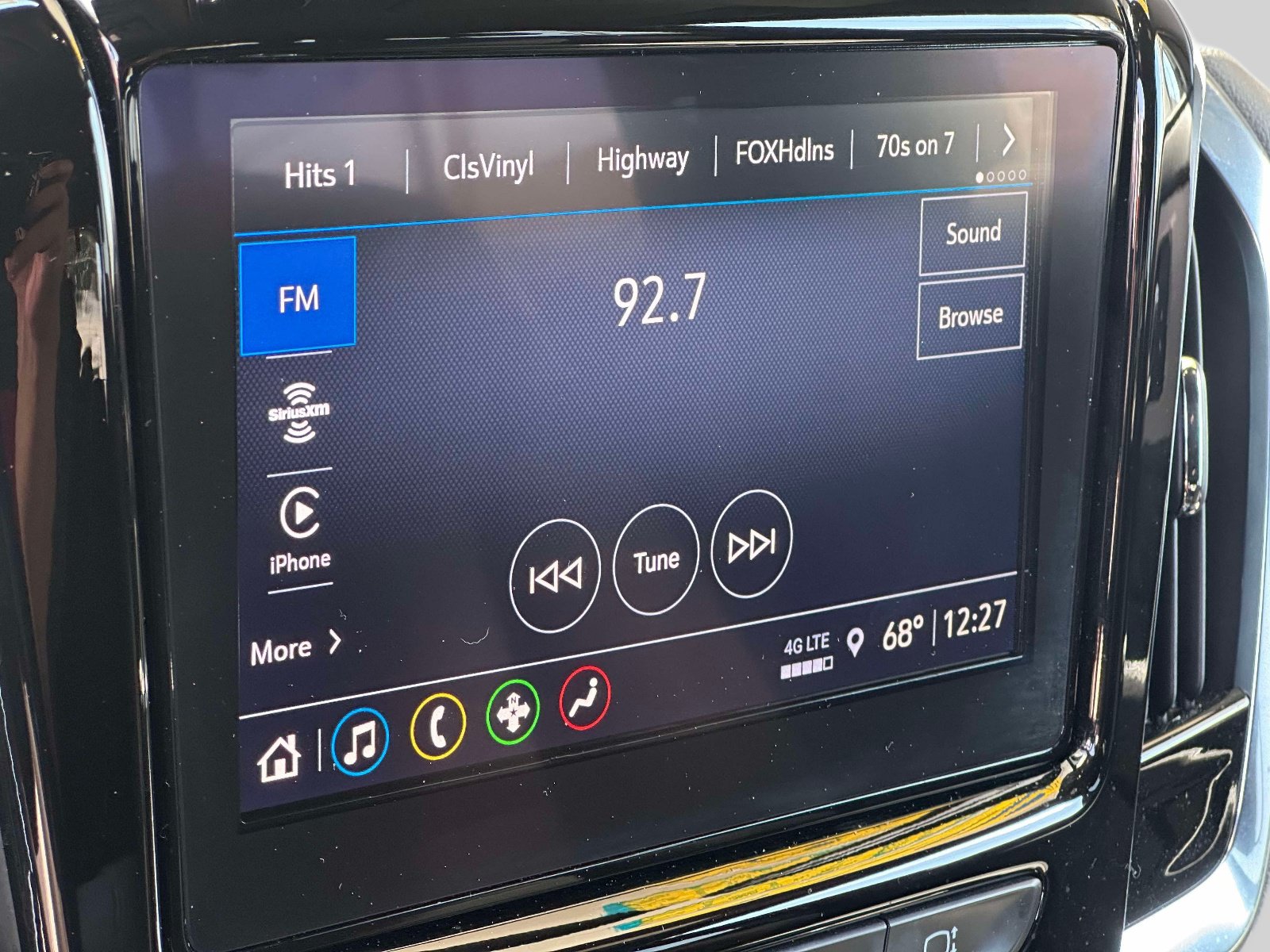 Used 2023 Chevrolet Traverse LT AWD/4WD image 30