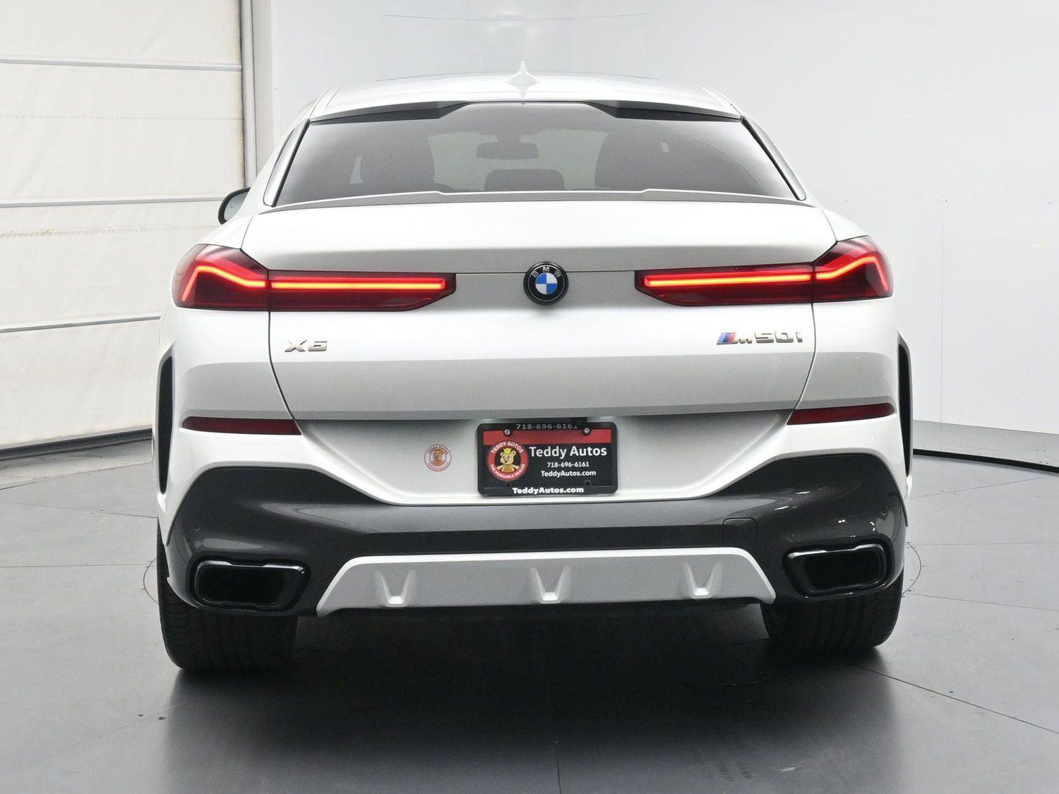 Used 2022 BMW X6 M50i w/ Executive Package AWD/4WD image 26