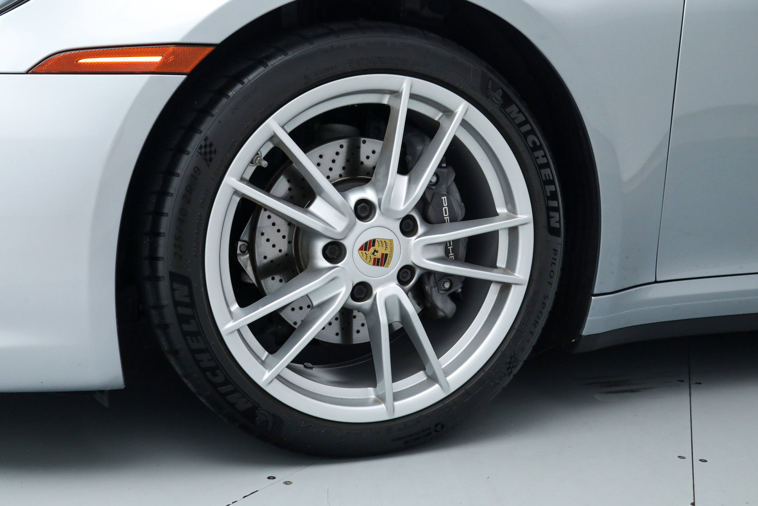 Used 2022 Porsche 911 Carrera RWD image 13