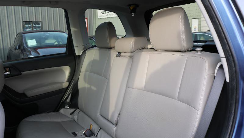Used 2017 Subaru Forester 2.5i Limited image 12
