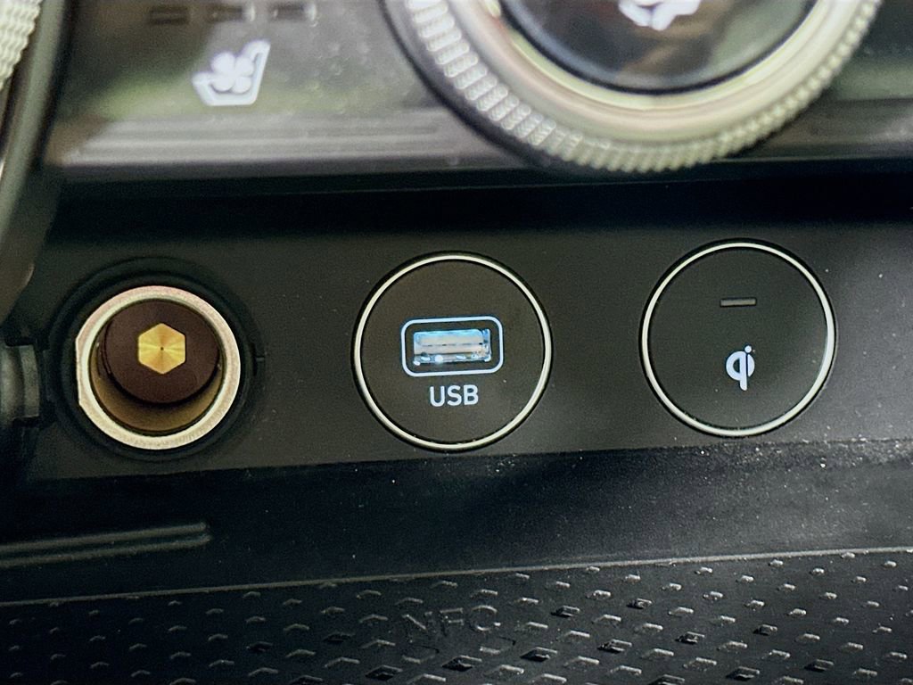 Used 2023 Genesis G70 3.3T w/ Sport Advanced Package image 31