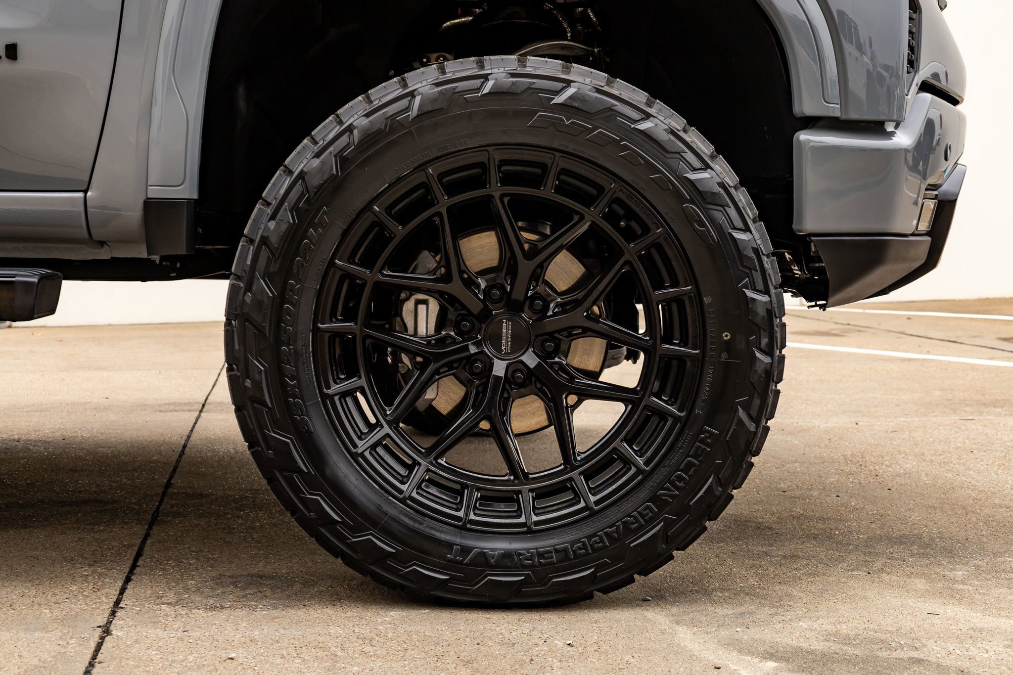 Used 2025 GMC Sierra 1500 Denali Ultimate image 12