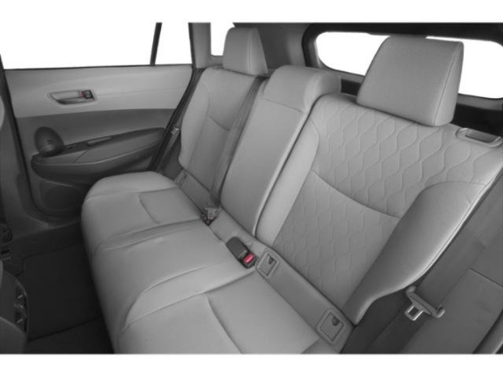 Used 2024 Toyota Corolla Cross LE image 13