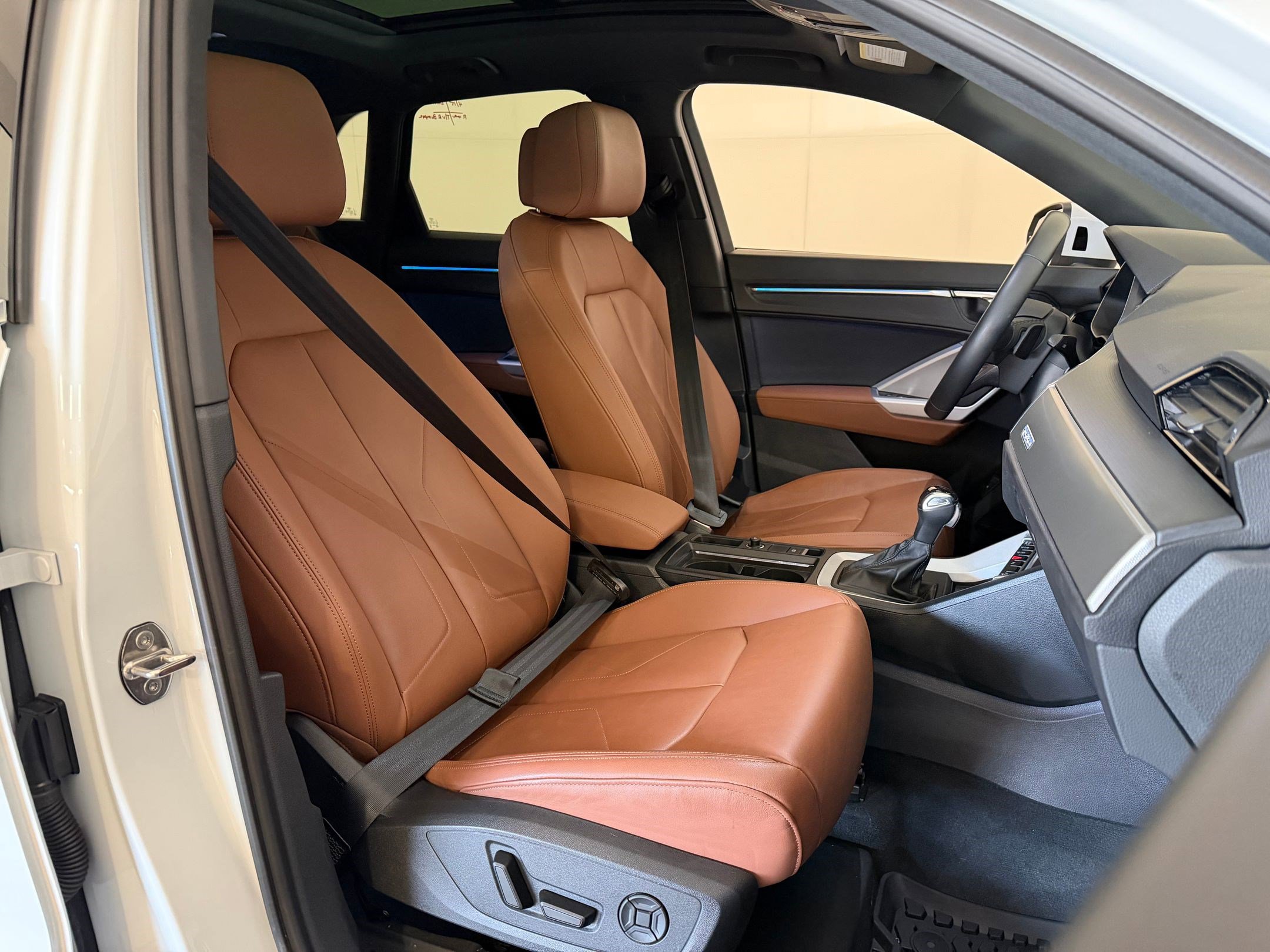 Certified 2023 Audi Q3 2.0T Premium Plus w/ Premium Plus Package AWD/4WD image 33