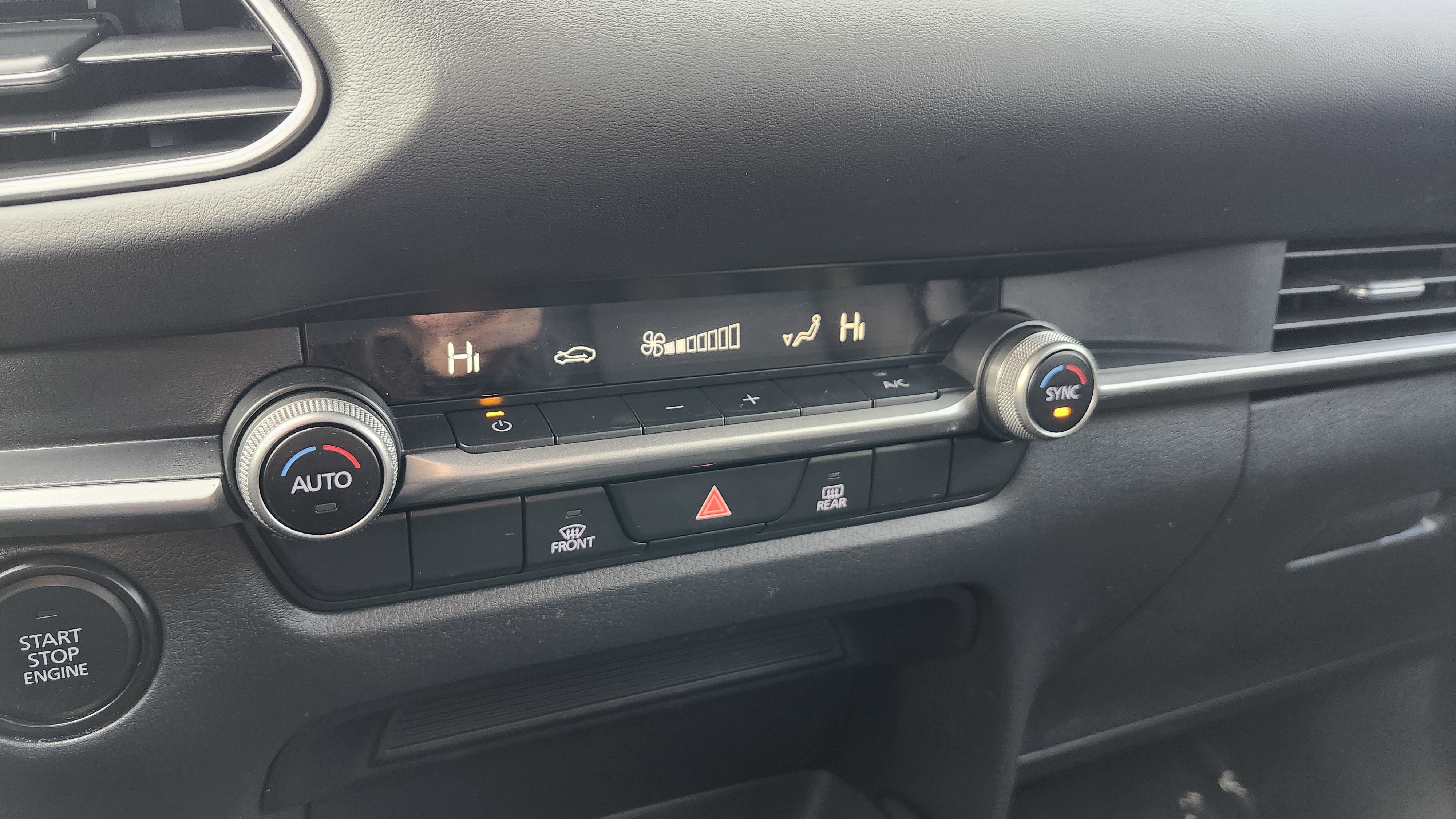 Used 2021 MAZDA CX-30 AWD 2.5 S w/ Select Package image 31