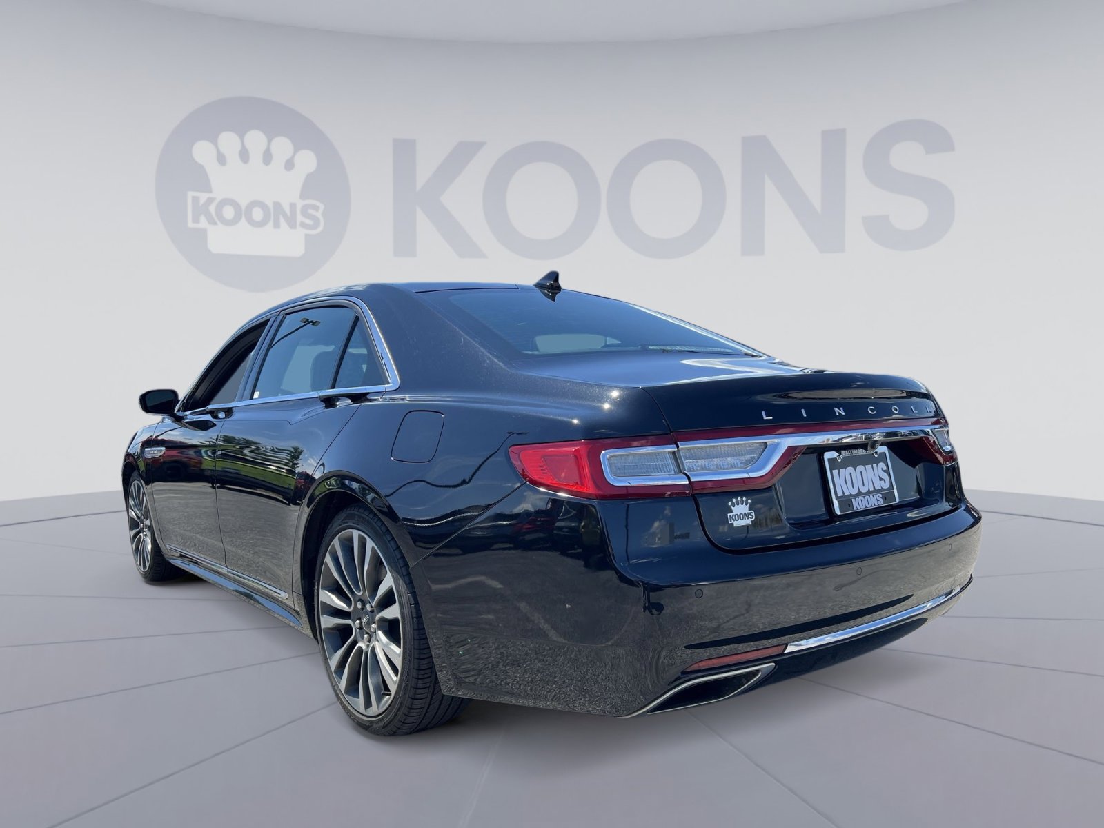 Used 2020 Lincoln Continental AWD w/ Premium Package image 14