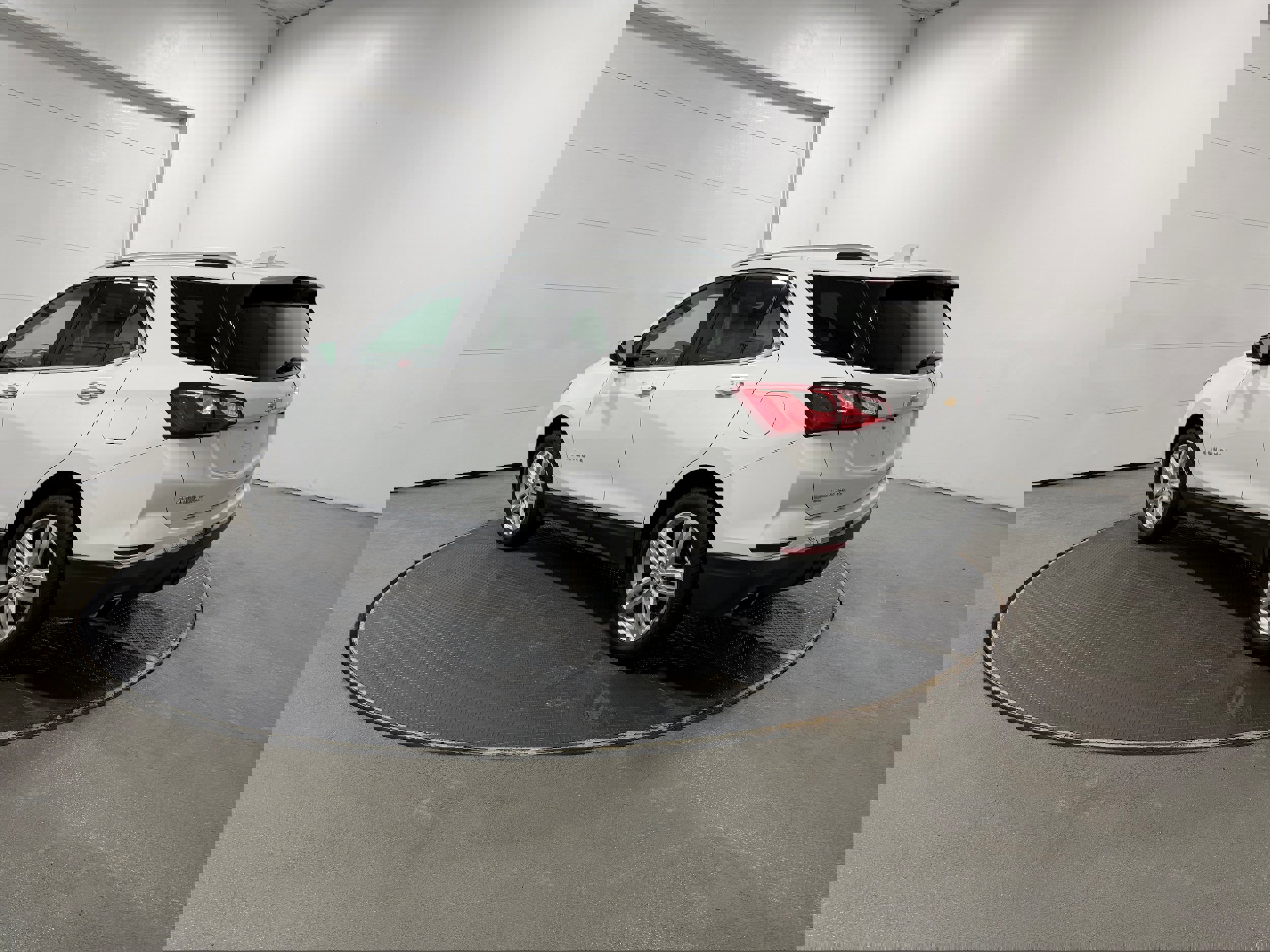 Used 2019 Chevrolet Equinox Premier image 25